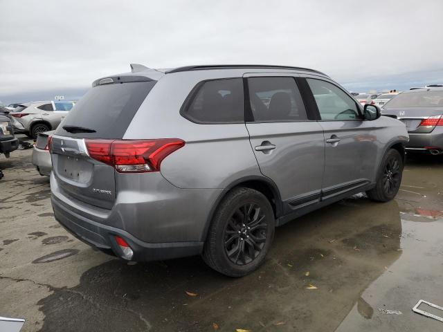 Photo 2 VIN: JA4AD3A37JZ020241 - MITSUBISHI OUTLANDER 