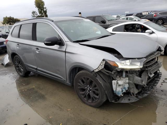 Photo 3 VIN: JA4AD3A37JZ020241 - MITSUBISHI OUTLANDER 