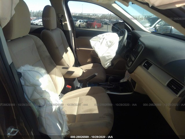 Photo 4 VIN: JA4AD3A37JZ021535 - MITSUBISHI OUTLANDER 