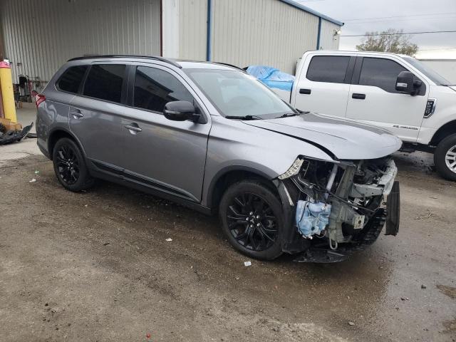 Photo 3 VIN: JA4AD3A37JZ055670 - MITSUBISHI OUTLANDER 