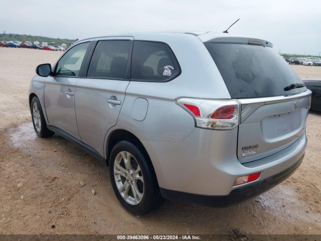 Photo 2 VIN: JA4AD3A38EZ017287 - MITSUBISHI OUTLANDER 