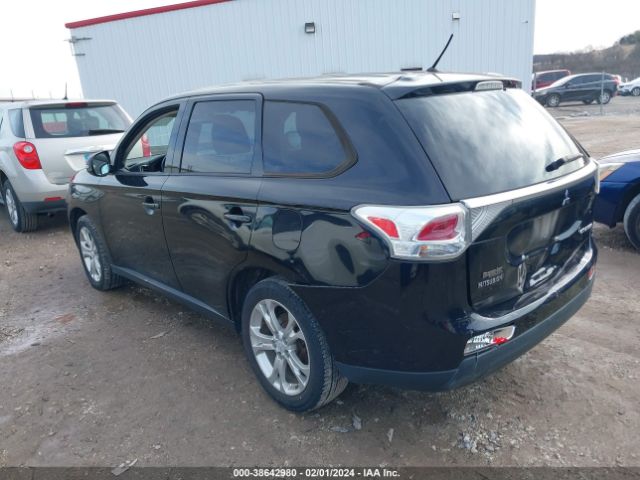 Photo 2 VIN: JA4AD3A38EZ018147 - MITSUBISHI OUTLANDER 