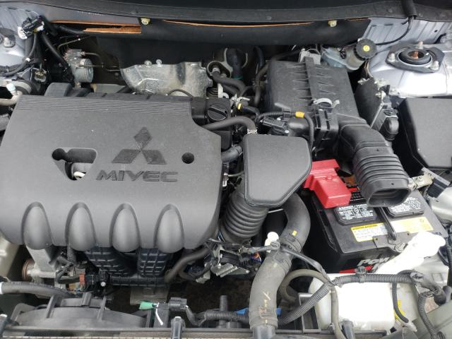 Photo 6 VIN: JA4AD3A38FZ005870 - MITSUBISHI OUTLANDER 