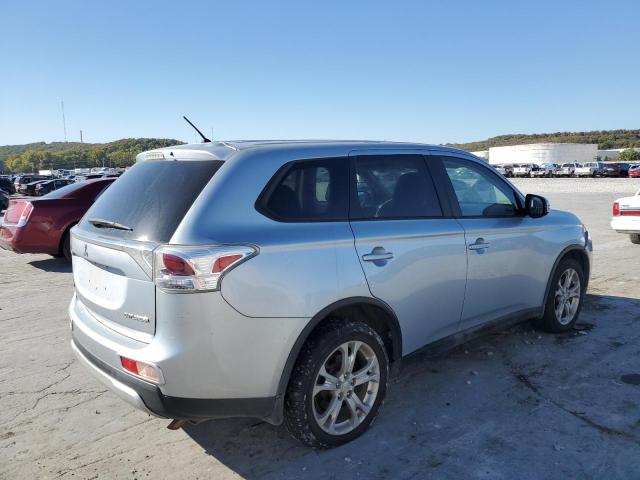 Photo 3 VIN: JA4AD3A38FZ011216 - MITSUBISHI OUTLANDER 