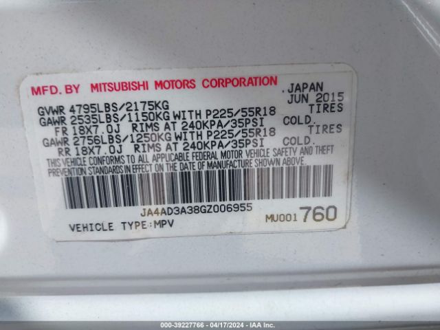 Photo 8 VIN: JA4AD3A38GZ006955 - MITSUBISHI OUTLANDER 