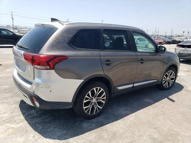 Photo 2 VIN: JA4AD3A38JZ006249 - MITSUBISHI OUTLANDER 