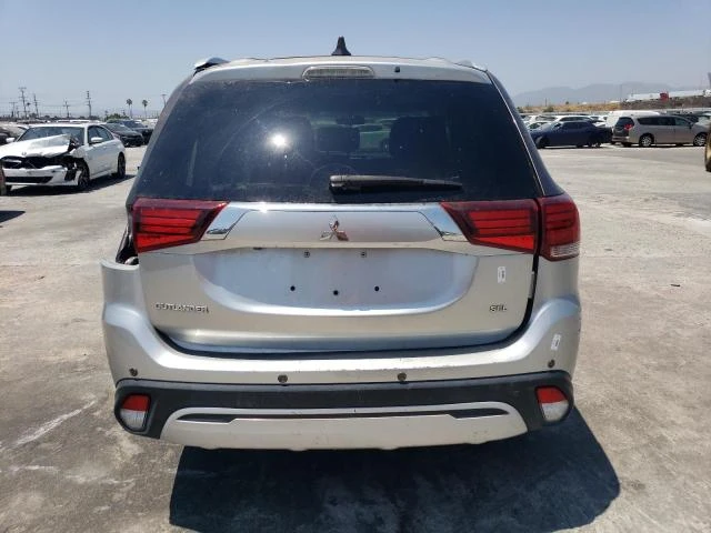 Photo 5 VIN: JA4AD3A38JZ006249 - MITSUBISHI OUTLANDER 