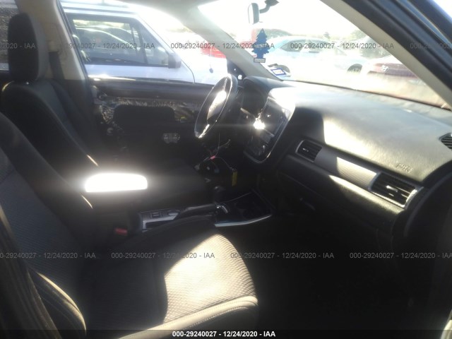 Photo 4 VIN: JA4AD3A38JZ015047 - MITSUBISHI OUTLANDER 