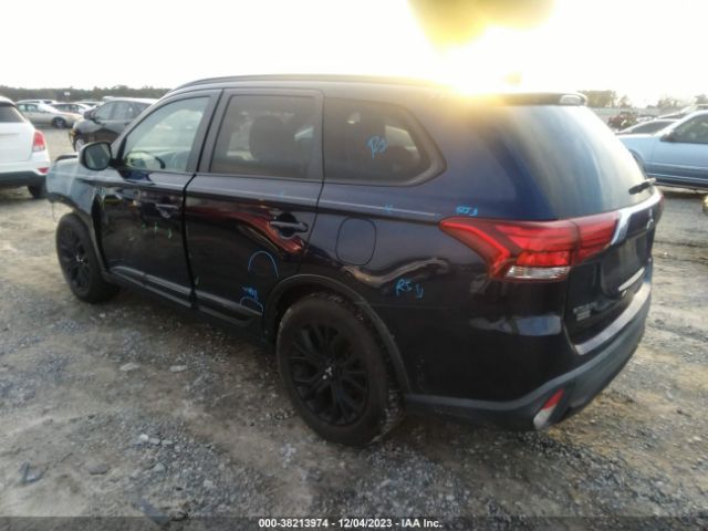 Photo 2 VIN: JA4AD3A38JZ037100 - MITSUBISHI OUTLANDER 