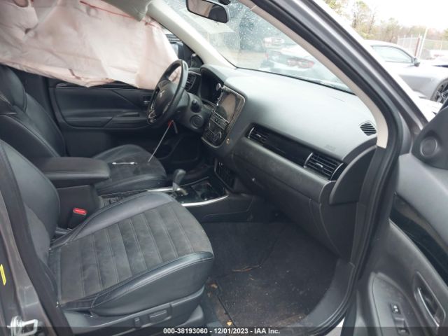 Photo 4 VIN: JA4AD3A38KZ017155 - MITSUBISHI OUTLANDER 