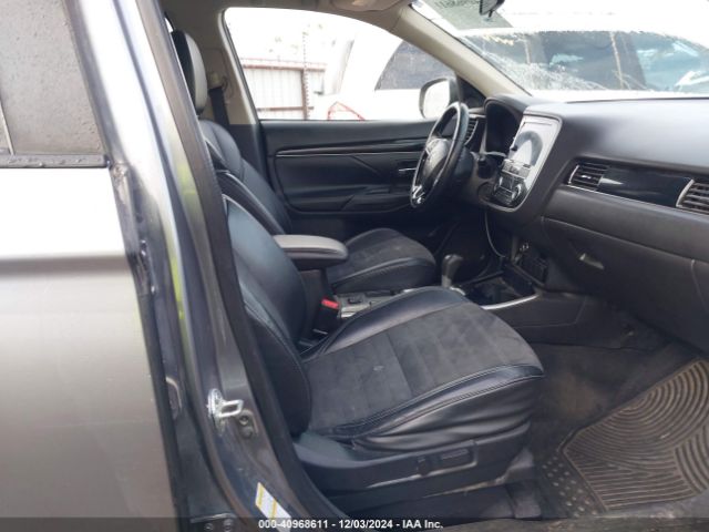 Photo 4 VIN: JA4AD3A38KZ042797 - MITSUBISHI OUTLANDER 