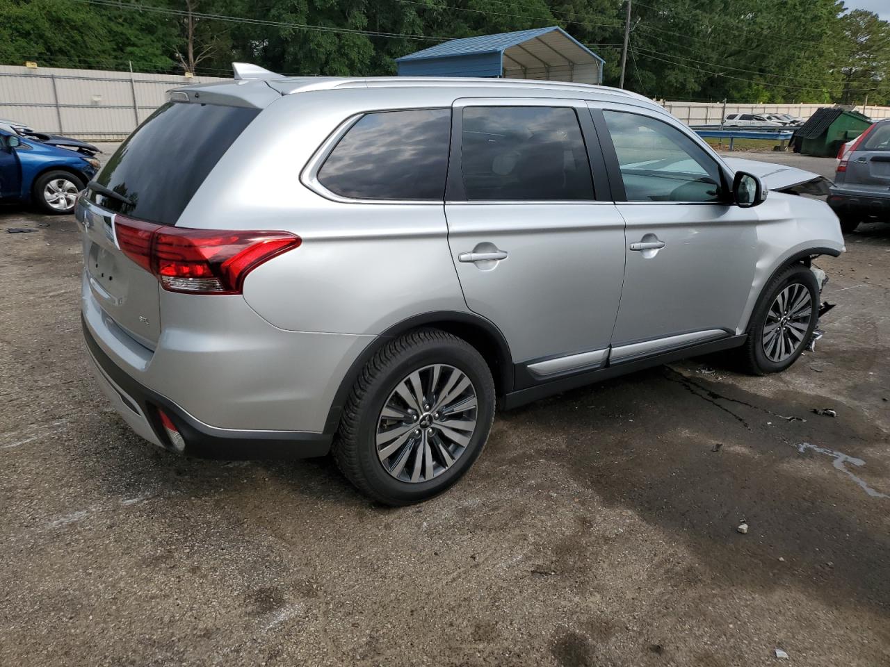 Photo 2 VIN: JA4AD3A38LZ018226 - MITSUBISHI OUTLANDER 