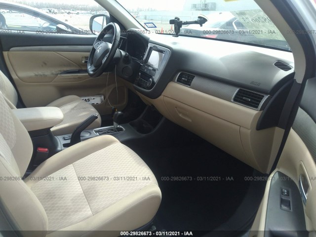 Photo 4 VIN: JA4AD3A39EZ001762 - MITSUBISHI OUTLANDER 