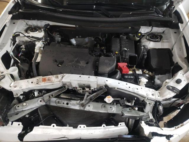 Photo 11 VIN: JA4AD3A39FZ012357 - MITSUBISHI OUTLANDER 