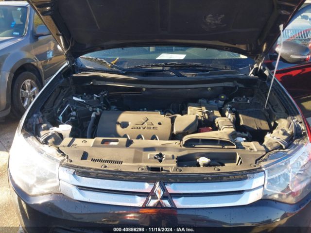 Photo 9 VIN: JA4AD3A39FZ013718 - MITSUBISHI OUTLANDER 