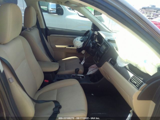 Photo 4 VIN: JA4AD3A39GZ026521 - MITSUBISHI OUTLANDER 