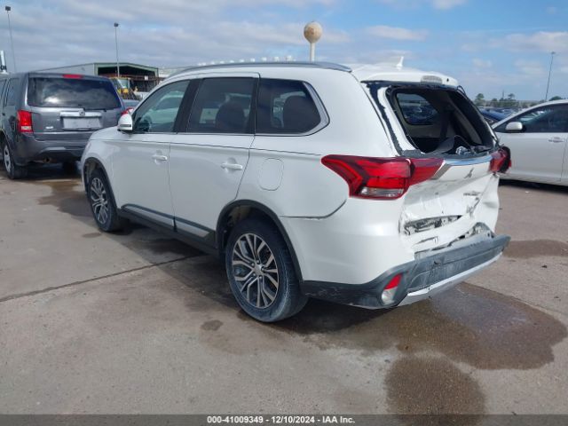 Photo 2 VIN: JA4AD3A39HZ058905 - MITSUBISHI OUTLANDER 