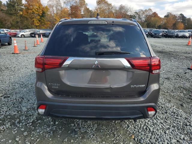 Photo 5 VIN: JA4AD3A39JZ019415 - MITSUBISHI OUTLANDER 