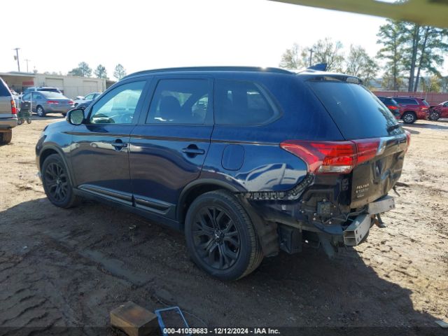 Photo 2 VIN: JA4AD3A39JZ029510 - MITSUBISHI OUTLANDER 