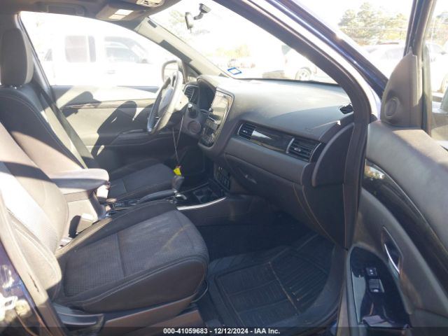 Photo 4 VIN: JA4AD3A39JZ029510 - MITSUBISHI OUTLANDER 