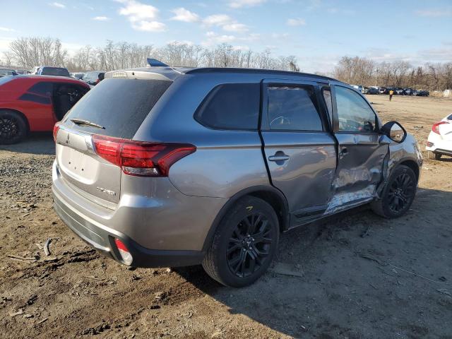 Photo 2 VIN: JA4AD3A39JZ065259 - MITSUBISHI OUTLANDER 