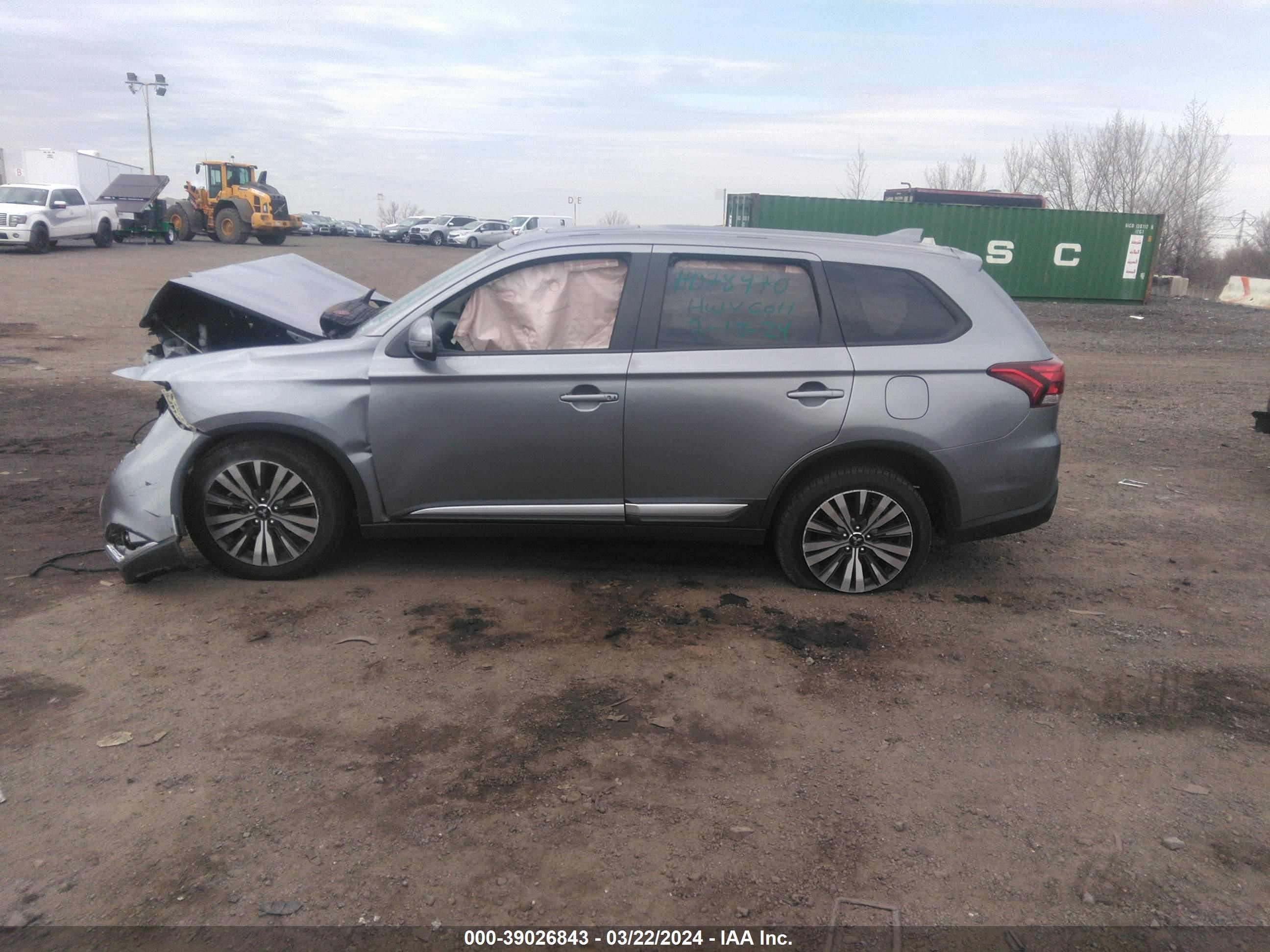 Photo 12 VIN: JA4AD3A39KZ008903 - MITSUBISHI OUTLANDER 