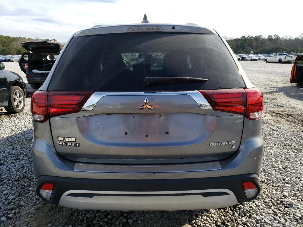 Photo 5 VIN: JA4AD3A39KZ022087 - MITSUBISHI OUTLANDER 