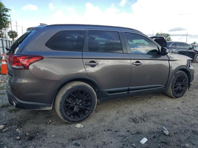 Photo 2 VIN: JA4AD3A39KZ028696 - MITSUBISHI OUTLANDER 