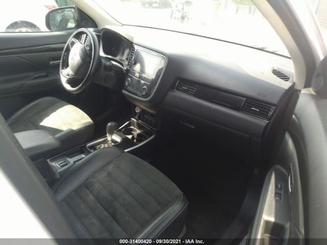 Photo 4 VIN: JA4AD3A39KZ032828 - MITSUBISHI OUTLANDER 