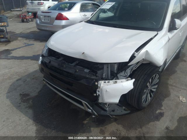 Photo 5 VIN: JA4AD3A39KZ032828 - MITSUBISHI OUTLANDER 