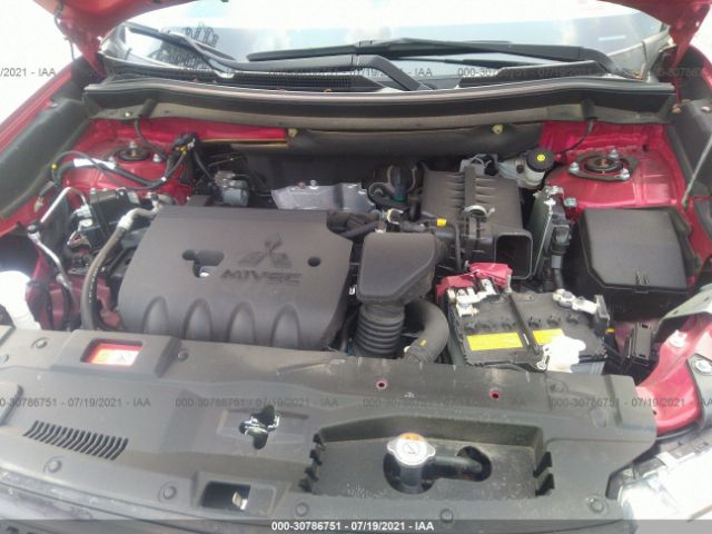 Photo 9 VIN: JA4AD3A39KZ051007 - MITSUBISHI OUTLANDER 