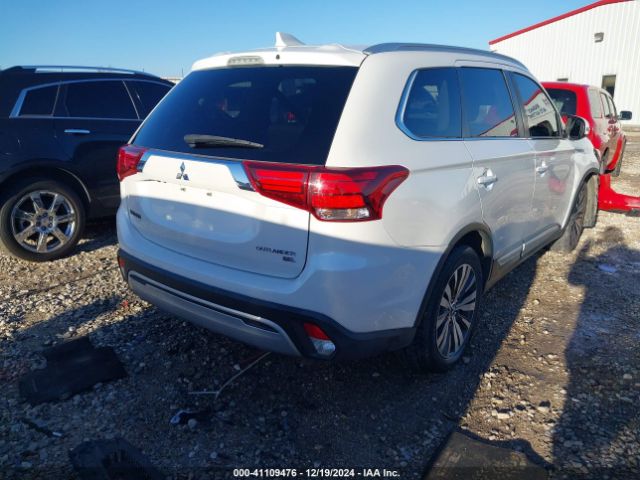 Photo 3 VIN: JA4AD3A39KZ053212 - MITSUBISHI OUTLANDER 