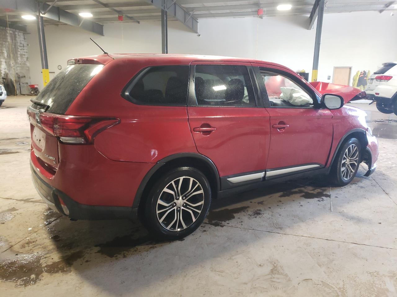 Photo 2 VIN: JA4AD3A3XGZ005418 - MITSUBISHI OUTLANDER 