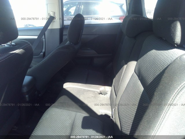 Photo 7 VIN: JA4AD3A3XGZ017441 - MITSUBISHI OUTLANDER 