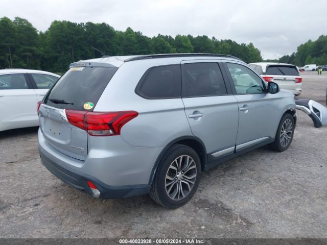 Photo 3 VIN: JA4AD3A3XGZ036815 - MITSUBISHI OUTLANDER 