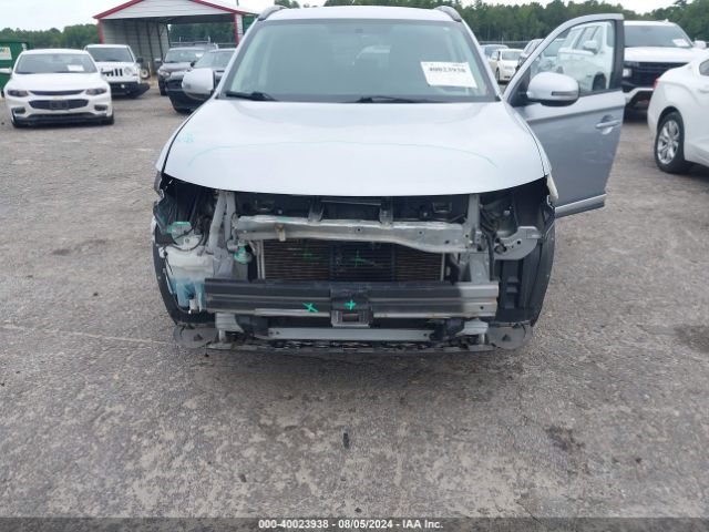 Photo 5 VIN: JA4AD3A3XGZ036815 - MITSUBISHI OUTLANDER 