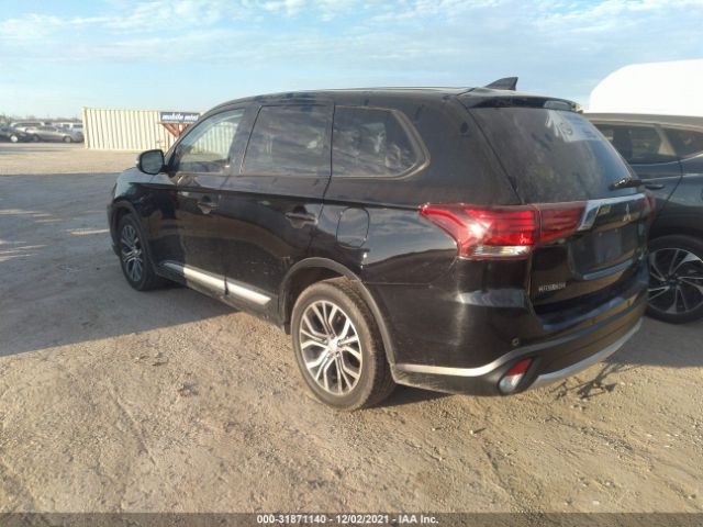 Photo 2 VIN: JA4AD3A3XHZ028599 - MITSUBISHI OUTLANDER 