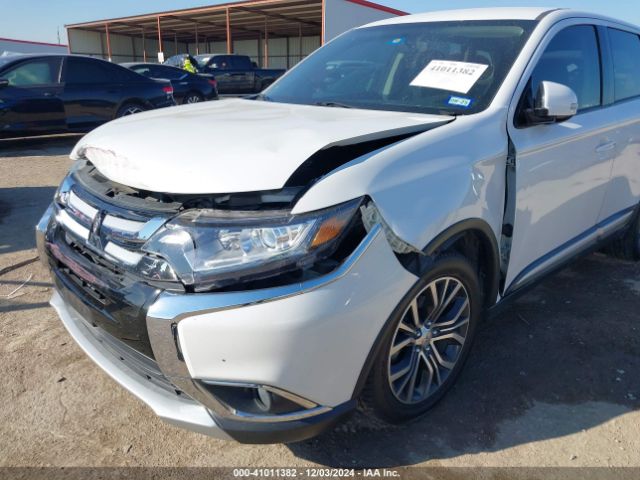 Photo 5 VIN: JA4AD3A3XHZ053261 - MITSUBISHI OUTLANDER 