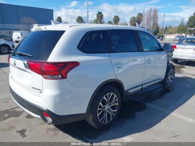 Photo 3 VIN: JA4AD3A3XHZ053339 - MITSUBISHI OUTLANDER 