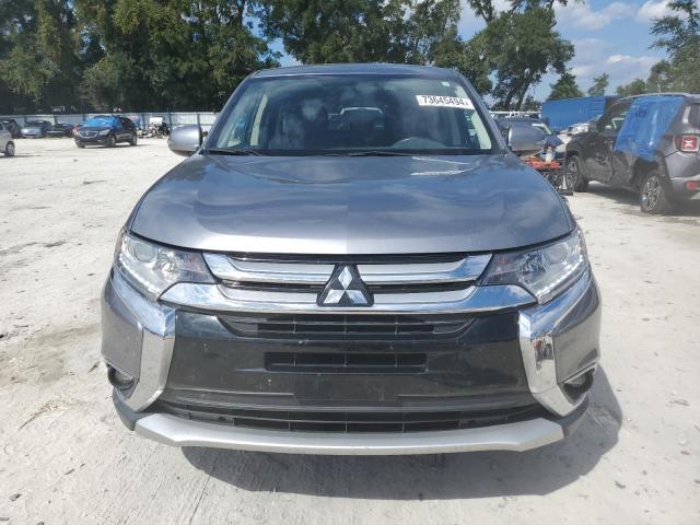 Photo 4 VIN: JA4AD3A3XHZ054801 - MITSUBISHI OUTLANDER 