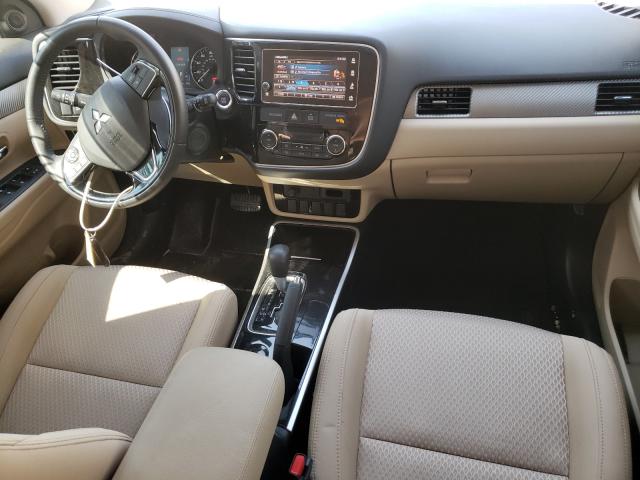 Photo 8 VIN: JA4AD3A3XJZ003465 - MITSUBISHI OUTLANDER 