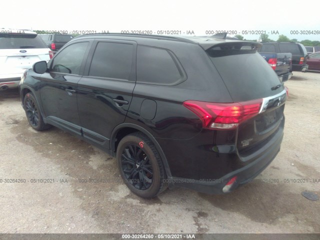 Photo 2 VIN: JA4AD3A3XJZ031671 - MITSUBISHI OUTLANDER 