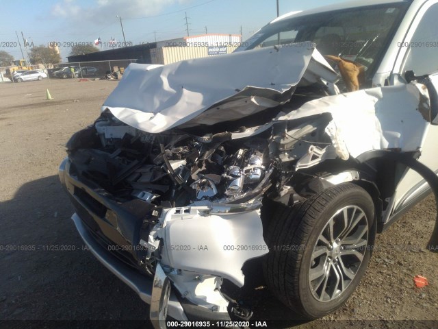 Photo 5 VIN: JA4AD3A3XJZ054349 - MITSUBISHI OUTLANDER 