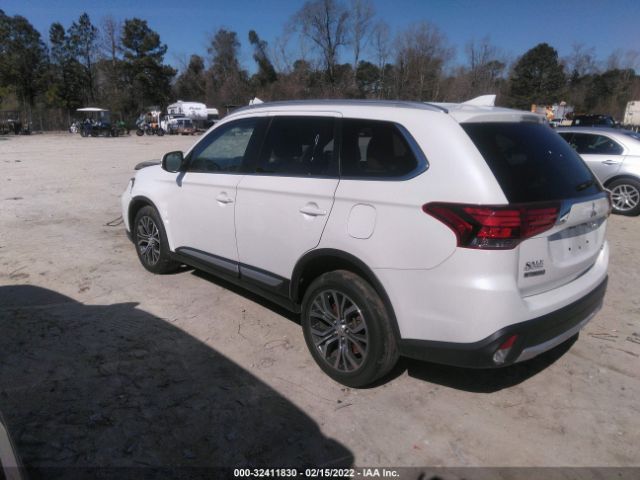 Photo 2 VIN: JA4AD3A3XJZ065108 - MITSUBISHI OUTLANDER 