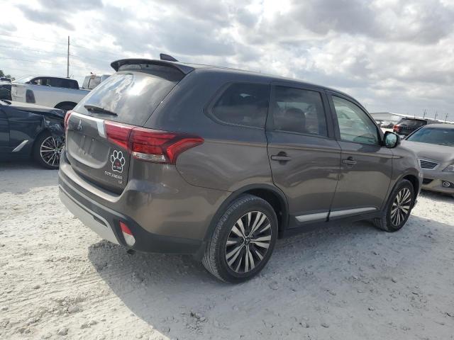 Photo 2 VIN: JA4AD3A3XKZ006514 - MITSUBISHI OUTLANDER 