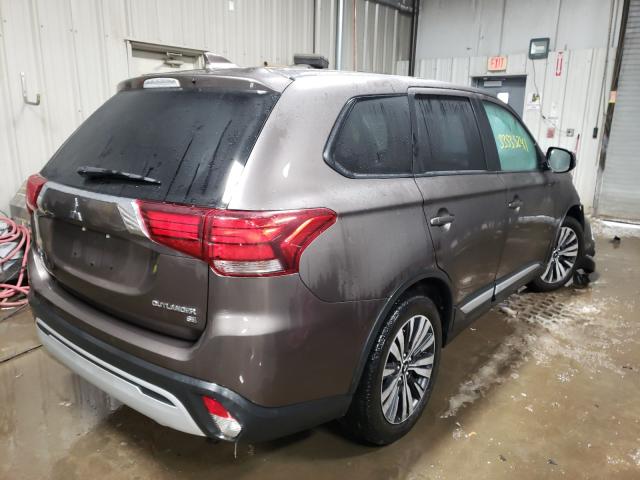 Photo 3 VIN: JA4AD3A3XKZ012703 - MITSUBISHI OUTLANDER 