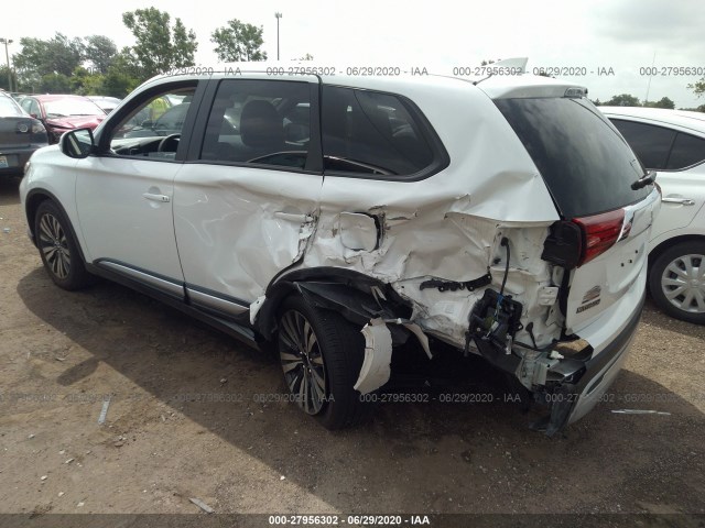 Photo 2 VIN: JA4AD3A3XKZ012779 - MITSUBISHI OUTLANDER 