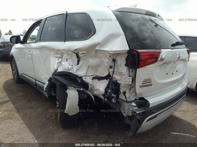 Photo 5 VIN: JA4AD3A3XKZ012779 - MITSUBISHI OUTLANDER 