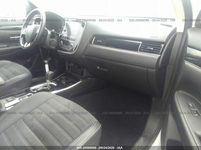 Photo 4 VIN: JA4AD3A3XKZ018324 - MITSUBISHI OUTLANDER 