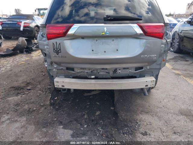 Photo 5 VIN: JA4AD3A3XKZ042641 - MITSUBISHI OUTLANDER 